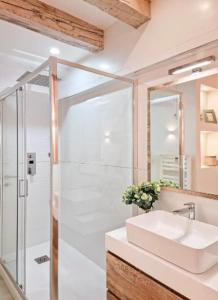 Majord'Home Spa 4* - Le Bonbon -Cœur Vieille Ville