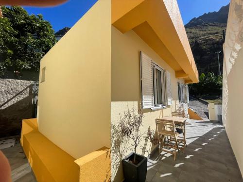 MAKTUB SUNSET COTTAGE A