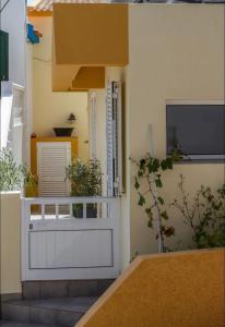 MAKTUB SUNSET COTTAGE A