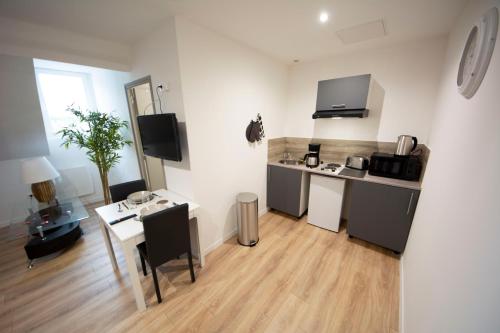 MALËiKA !!! Superbe T2 HOME STAGING avec parking gratuit !!!