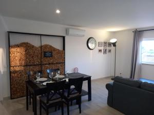 Manuel Apartment - Belch1952