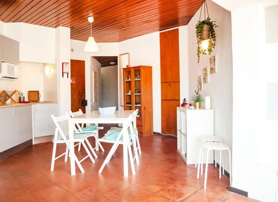 MAR e SERRA Apartment II Avenida Eugene Levy 78 3 esq, 2705-304 Colares