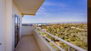 Mar & Serra Palmira 2BDR Apartment by LovelyStay