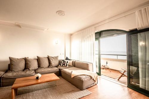 Maravilhoso duplex em frente ao Mar!!