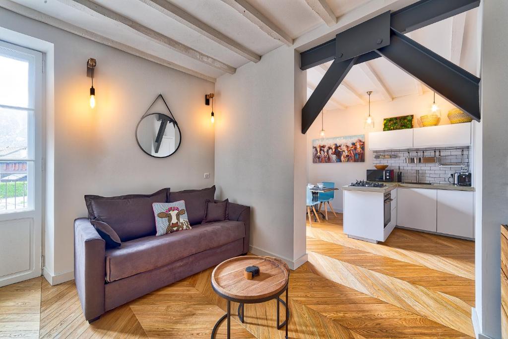 Marie Paradis Studio Apt 15 Residence L'Univers La Place de la Gare, 74400 Chamonix-Mont-Blanc