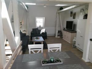 Marienblick mit Parkplatz - ABC325