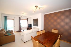 Marina - 3 bedroom sea view apartment in complex with pools