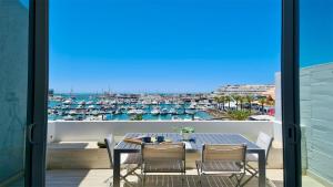 Marina Algarve CleverDetails241, located on the marina close to all main amenities