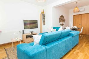 Marina Boat by Stay-ici, Algarve Holiday Rental