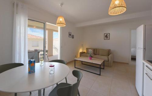 Marina di Bravone - appart 8 personnes N 127-128