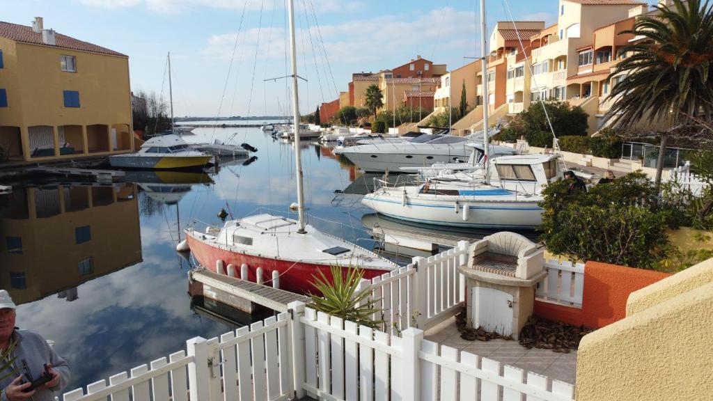 Appartement Marina les pieds dans l eau Rue Des Nautides 66420 Le Barcarès