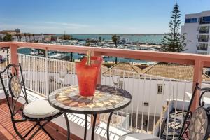 Marina Penthouse Faro Center