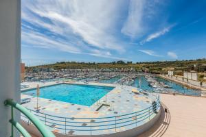 Marina View Apartment