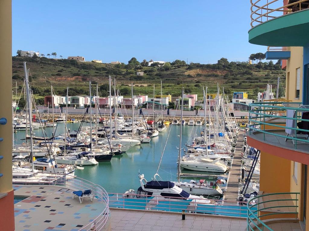 Marina View Apartment Lt 3 Bl. B 2E Alameda da Orada, Albufeira Marina, 8201-918 Albufeira