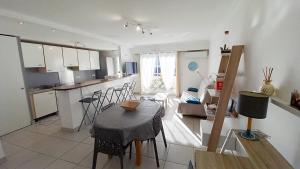 Appartement Marine Les Pins 55 Avenue de Cannes 06600 Antibes Provence-Alpes-Côte d\'Azur