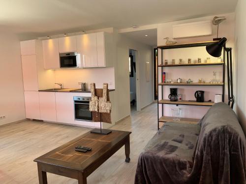 Marines appartement, 2min plage, 2km Saint-Tropez
