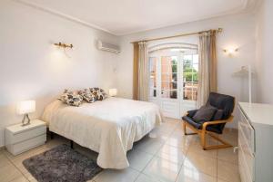 Marinha Beach Apartment
