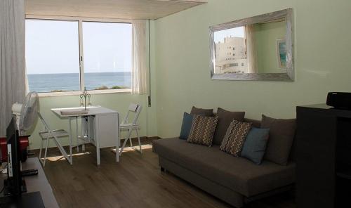 Marisol 2F Waterfront