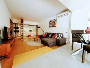 Marquês de Pombal Terrace by Lisbon Village Apartments
