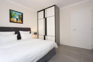 MARRIOTT : 2 BEDS/2 BATHS SEA VIEW