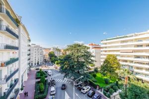Marriott area superb 1 bedroom