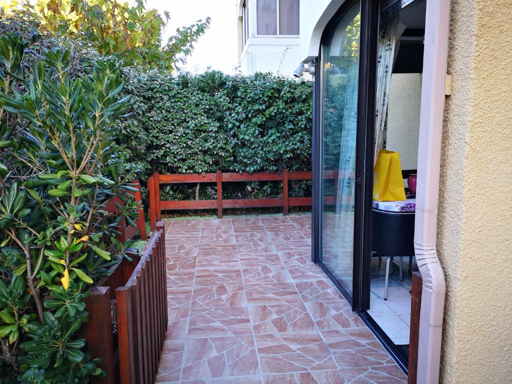 Appartement MAS de La Mer 200 bat K , rez de jardin rue Georges de la Tour 66750 Saint-Cyprien Plage