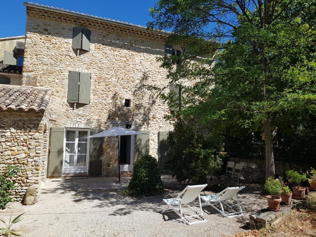 Appartement Mas du Cheval Long 703 CHEMIN DES COMBES 84110 Sablet