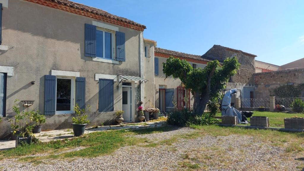 Appartement Mas l'orée des vignes Chemin de la Gayère 84290 Cairanne