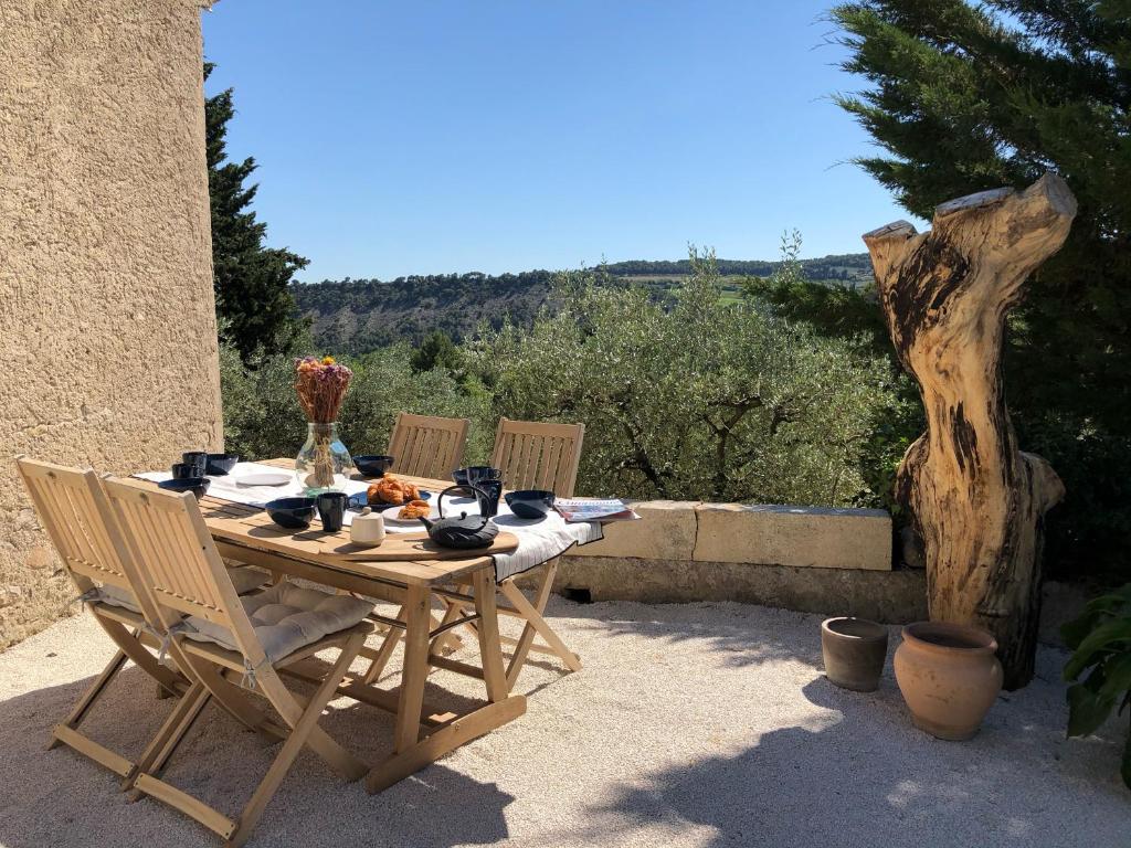 Appartement Mas provençal La Serallère au coeur des oliviers Chemin des Echirons 26110 Venterol