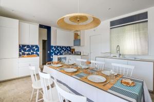 MASSILIA BLUE - Grand appartement refait à neuf avec vue sur le Vieux Port