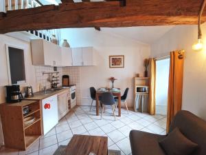 Appartement Mathurin - Les Maisons de Madeleine 4 Rue Mathurin Brissonneau 44100 Nantes Pays de la Loire