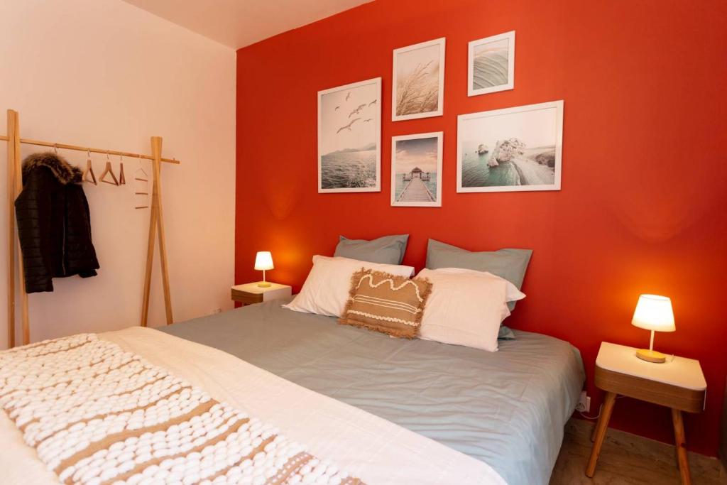 Maxbnb - MOURILLON PLAGE - 90m de la mer - T2 45m2 - Parking Public Gratuit 800m-1300 places 305 Boulevard Docteur Cuneo, 83000 Toulon