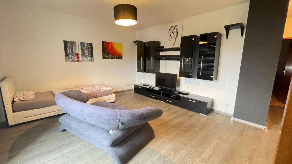 Appartement MBZ Ferienwohnung TREVERE - 2 ZKB Balkon Trierer Str. 55 66763 Dillingen