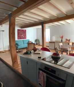 Medieval Avignon, calm, stunning & spacious