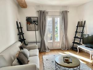 Mediterranean House in historic Mèze South France