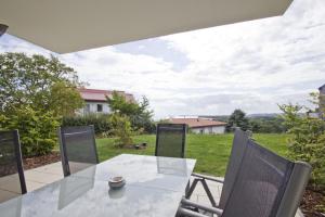 Meeresblick Residenzen FeWo 63 deluxe, inklusive Sauna und Schwimmbadnutzung im AHOI Sellin