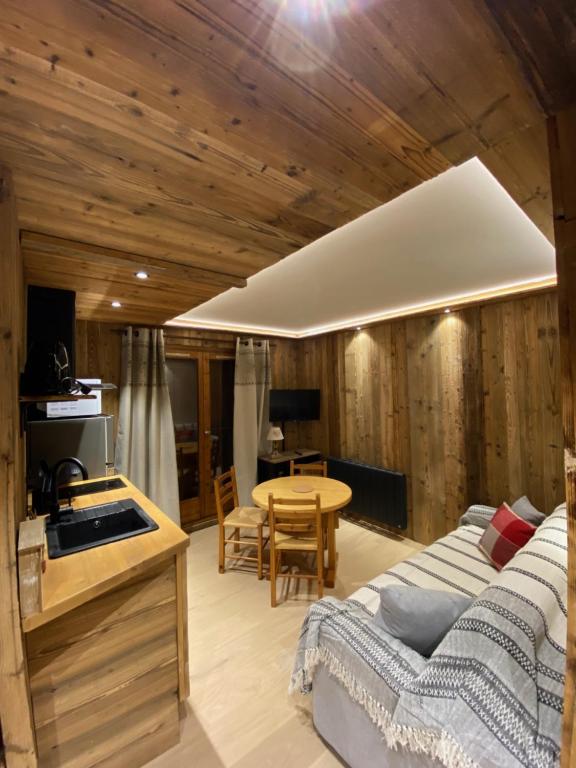Megève Le Sapin bat A Résidence le Sapin Batiment A 1277 Route du Petit Bois, 74120 Demi-Quartier