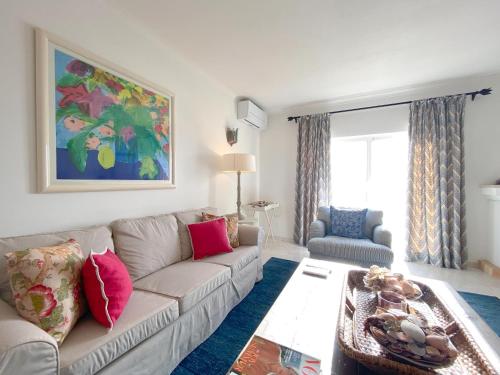 Meia Praia Beach Apartment - Penthouse com vista panorâmica para o oceano