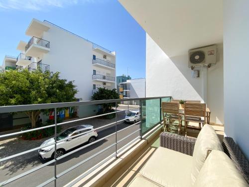 Meia-Praia Beach & Town Marina Apartment