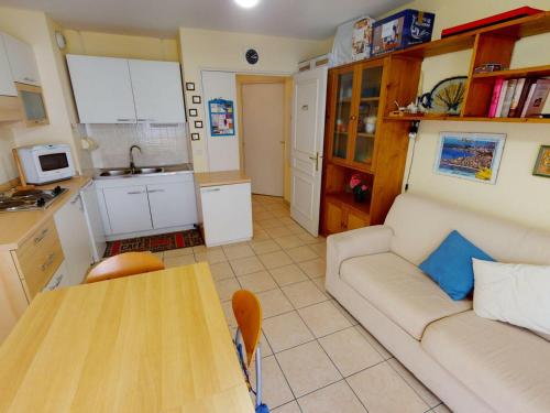 Appartement Appartement Menton, 2 pièces, 4 personnes - FR-1-196-211 71 Avenue Cernuschi 2 Chemin de St Agnès Menton