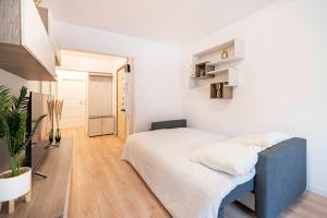 Appartement Menton Cosy 2 pièces rénové avec Parking Bloc A1 15 Avenue des Acacias 06500 Menton Provence-Alpes-Côte d\'Azur