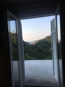 Appartement Menton Mignon 2p bucolique vue mer campagne 274 Avenue des Acacias 06500 Menton Provence-Alpes-Côte d\'Azur