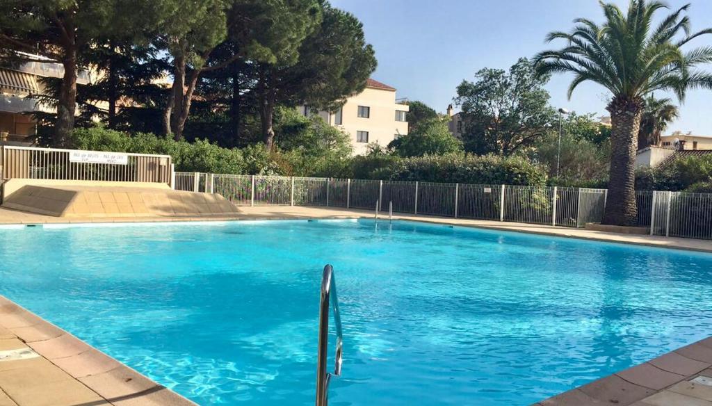 Appartement Merazur 1376 Avenue de Provence 83600 Fréjus