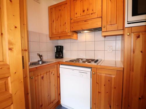 Appartement Appartement Méribel, 2 pièces, 5 personnes - FR-1-182-39 181 Chemin Du Chardon -  - Méribel