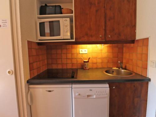 Appartement Appartement Méribel, 2 pièces, 6 personnes - FR-1-182-115 419 Route Du ChÃ¢telet -  - Méribel