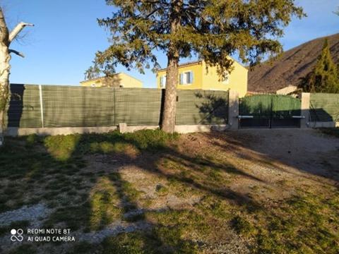meublé 40m2 classé 2 étoiles. Lumineux les Mées 04190