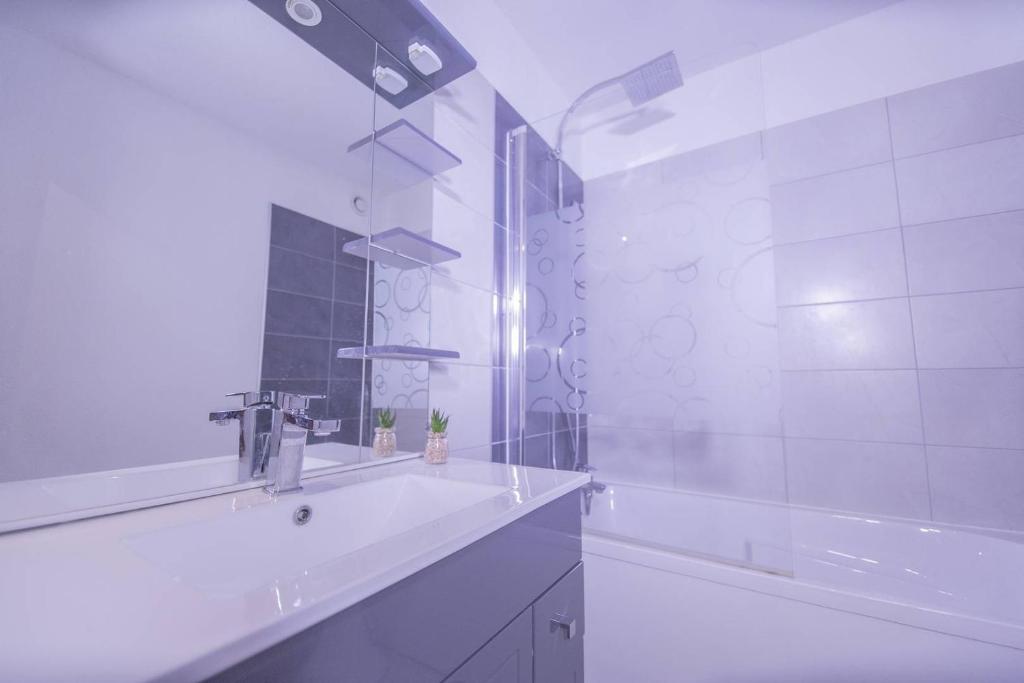 Meublé trois étoiles au premier étage d’une maison typique