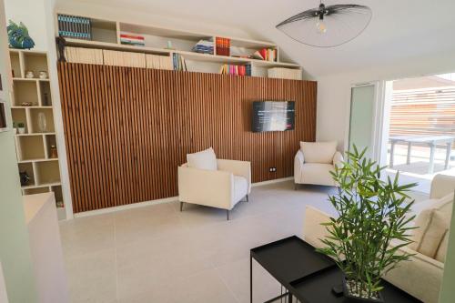 MEYNADIER Renovated designer apartment with rooftop in Cannes