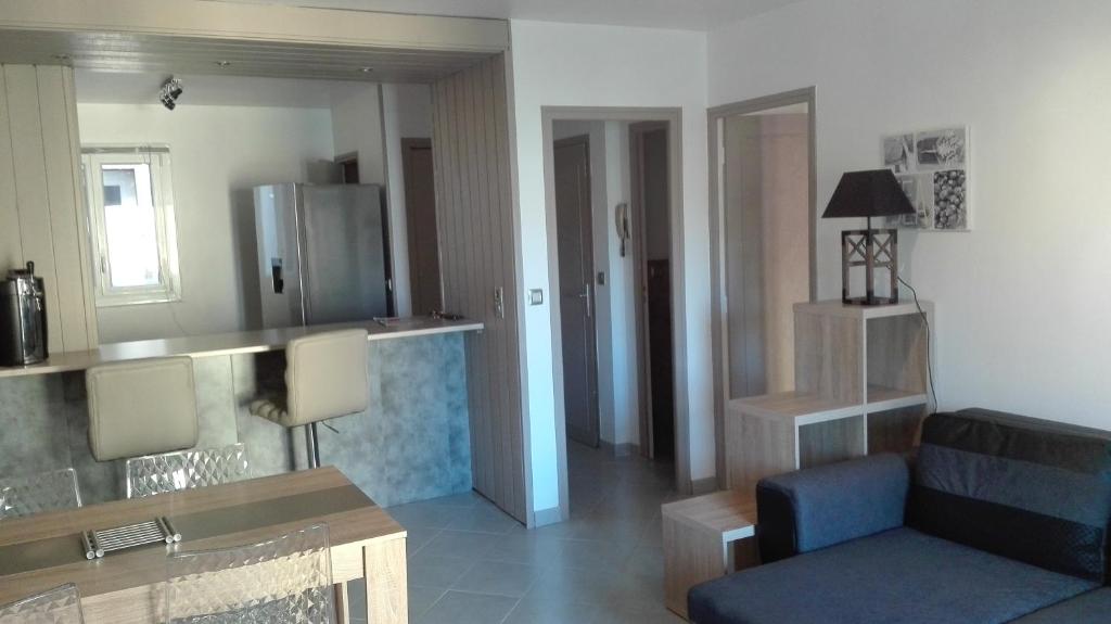Appartement Mèze, 400 mètres de la Plage 10 avenue Foch 34140 Mèze