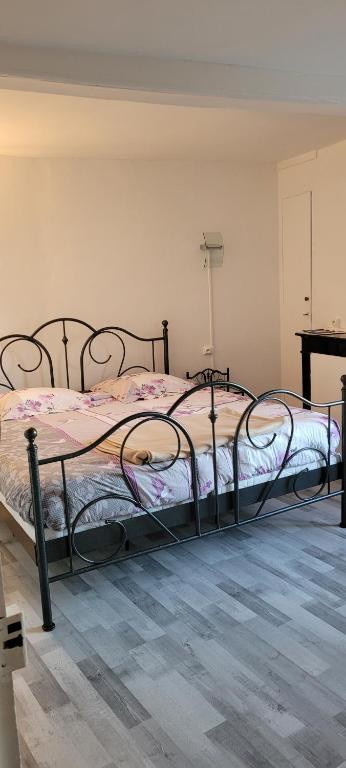 Mèze, charmant petit studio proche port 34140 Mèze